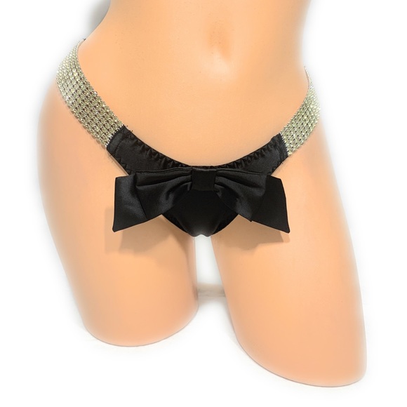 victoria’s secret small embellished thong NEW